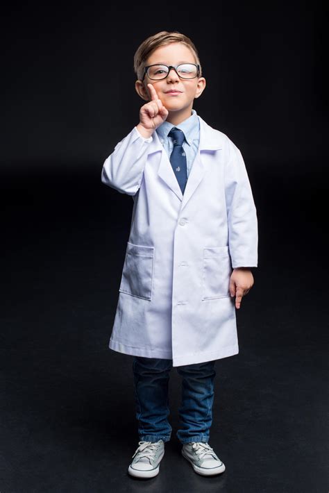 科学男孩素材-科学男孩图片-科学男孩素材图片下载-觅知网