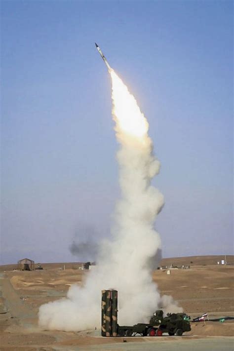 无惧美方“退群”威胁 伊朗成功试射新型导弹_海口网