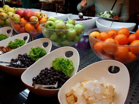 自助餐一般用什么水果,自助餐常见水果,自助餐水果种类_大山谷图库