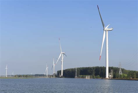 安徽首个湖面风力电场发电量超过40亿千瓦时_安徽频道_凤凰网