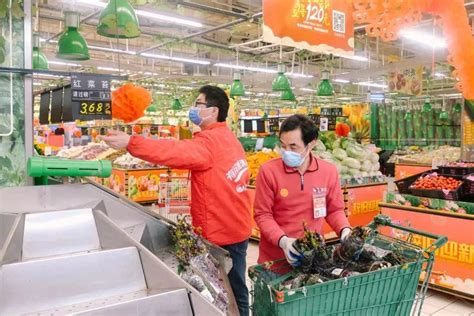 春节期间，武汉中百超市6000员工坚守岗位，确保市场供应|超市|中百|东亭_新浪新闻