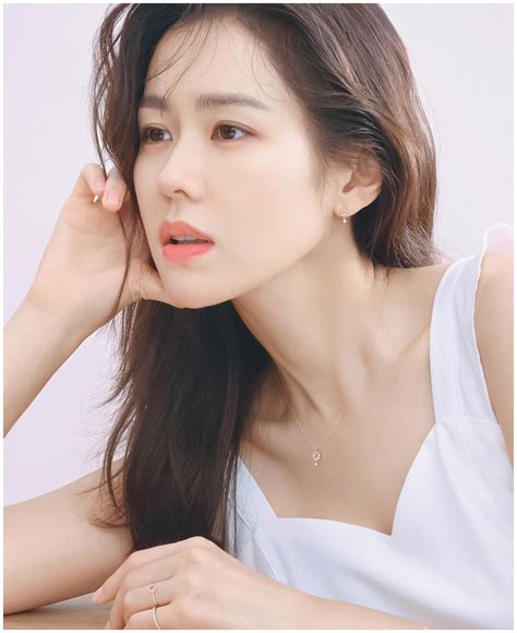 韩国女明星ins照图片