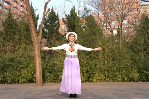 广场舞《姐就是女王》节奏动感，每天跳一跳，健康又快乐_凤凰网视频_凤凰网