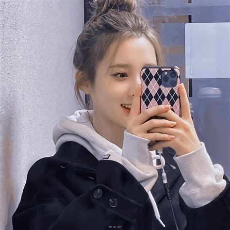 金娜英图片