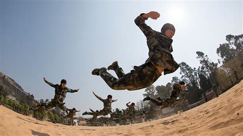气吞山河 沙场点兵|军事摄影家柳军眼中重塑的新型人民军队（一） - 中国军网
