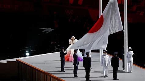 史上最“阴间”东京奥运开幕式！全球网友：可以接地气，但不能接地府_表演