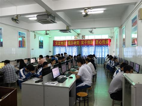 计算机类专业和实训中心介绍-广州市技师学院_广州市高级技工学校（唯一官网）