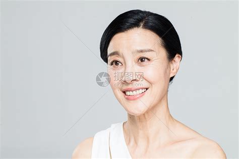 中老年女人妆面肖像高清图片下载-正版图片501930456-摄图网