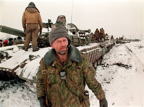 20年前震惊世界的俄罗斯人质事件现场照 营救失败上百人死亡_车臣