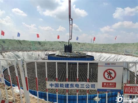 大唐吉林向阳风电场二期工程首台风机基础浇筑完成-国际风力发电网