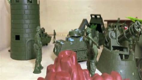厂家直销100只迷你塑料兵人12款式军事玩具小兵士兵套装模型-阿里巴巴