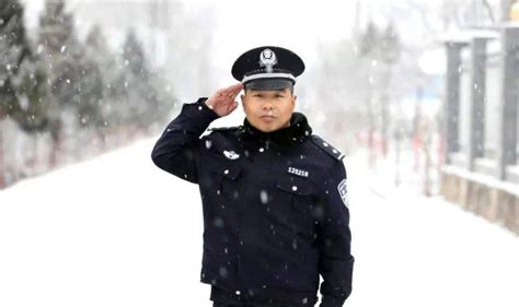 今天，2021年1月10日 是首个“中国人民警察节” 今天起…………|中国_新浪新闻