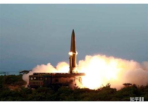 朝中社：朝鲜14日进行导弹示范射击训练，发射两枚战术弹道导弹_荔枝网新闻