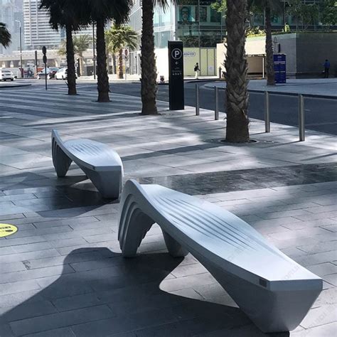 玻璃钢休闲椅仿木纹座椅商场户外广场美陈休息长凳摆件雕塑-阿里巴巴