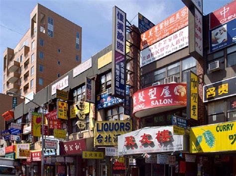 外滩的纽约街高清图片下载_红动中国