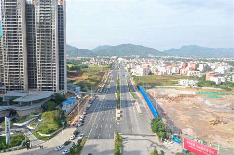 广西公司贵港管廊项目迎宾大道道路工程全部完工_中国一冶集团