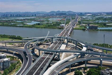 浙江宁波：西洪大桥建成通车-人民图片网