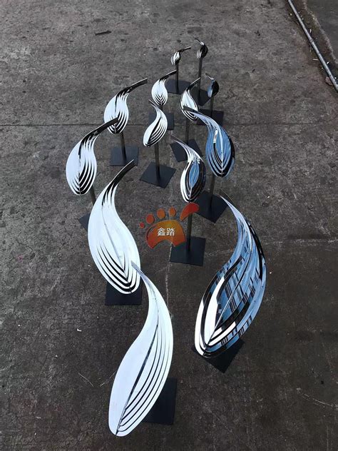 不锈钢墙体抽象鱼雕塑不锈钢流水鱼雕塑“超流畅形态”|手工艺 ...