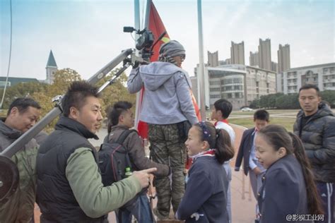 童程童美学员再登CCTV，走进武汉经开外国语学校！_童程童美