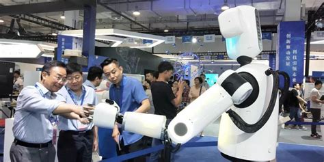 13家企业签约入驻“中国视谷”！356个人工智能项目落户安徽！_芜湖_产业_科技