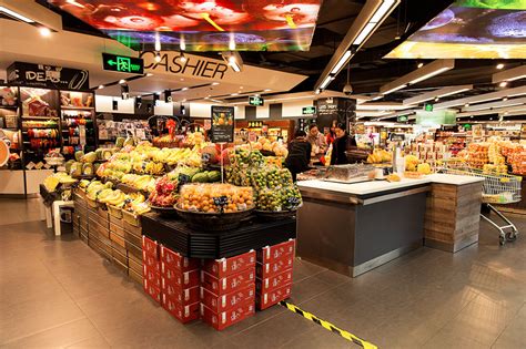 郑州红叶货架厂：新开的超市，该用什么货架子比较好呢？_联商专栏
