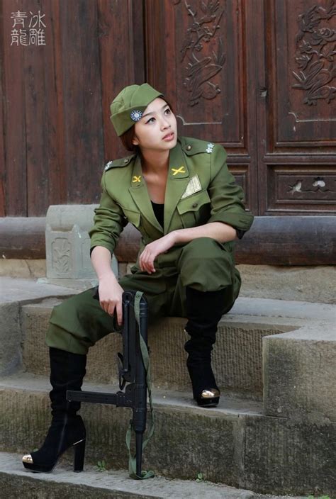 越南女兵最新写真合集赏 小清新甜美可人还会卖萌_3DM单机