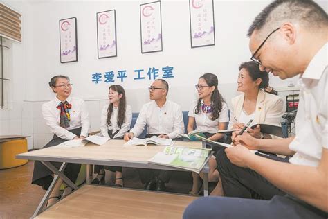 武汉市教科院和东西湖职教领导来我院开展合作调研-电气与电子工程学院