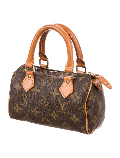 Louis Vuitton Monogram Tivoli GM - Brown Handle Bags, Handbags ...