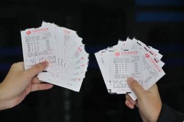 男子捡张彩票中500万 丢票者再买又中800万_潍坊大众网