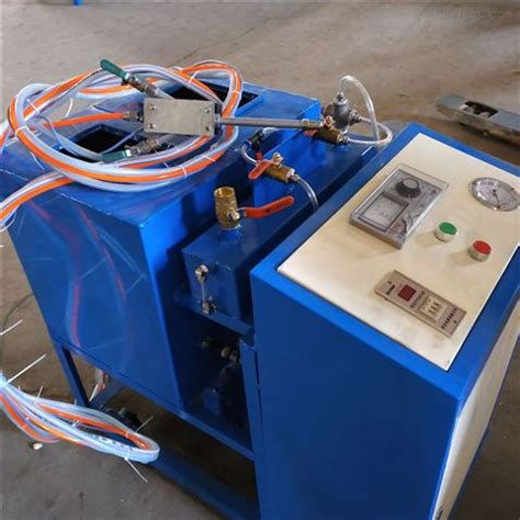 衡水冰柜聚氨酯型材低压发泡机-大城县双荣机械设备厂