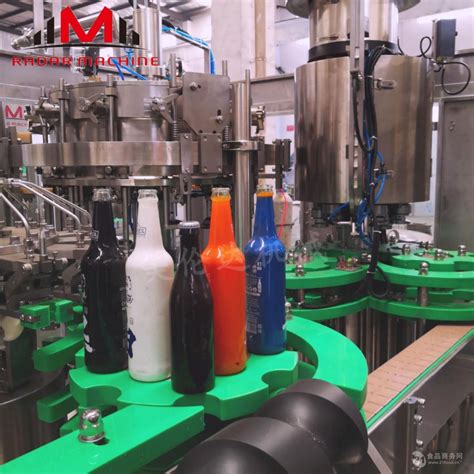 全自动三合一含气饮料灌装生产线-领冠包装机械（苏州）有限公司