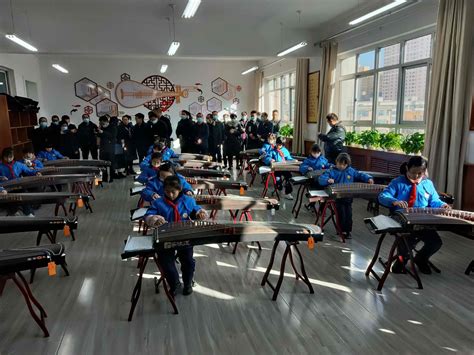州教育局组织举办临夏县中小学校长教育管理能力提升培训讲座暨名校访学活动