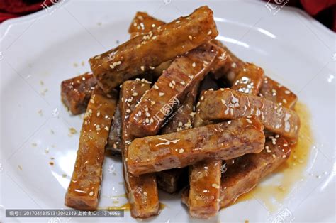 香酥芋头,中国菜系,食品餐饮,摄影,汇图网www.huitu.com