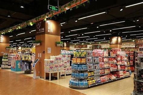 邢台123：谁说世贸天街的“沃尔玛”超市要撤店了？大部分货架商品依然琳琅满目