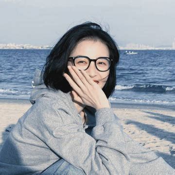 周明星非主流头像