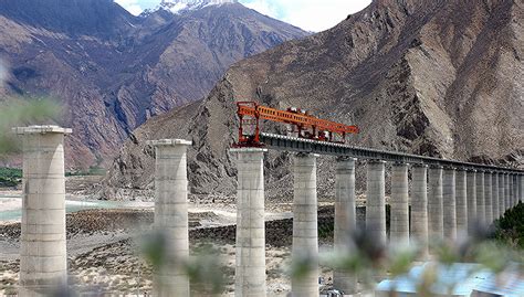 川藏铁路雅安-林芝段11月初正式开工：2030年建成_TechWeb