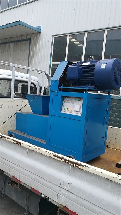 日照工厂转产低价出售锯末木炭机一套4.2万元_干燥机_废塑料加工设备_供应_易再生网