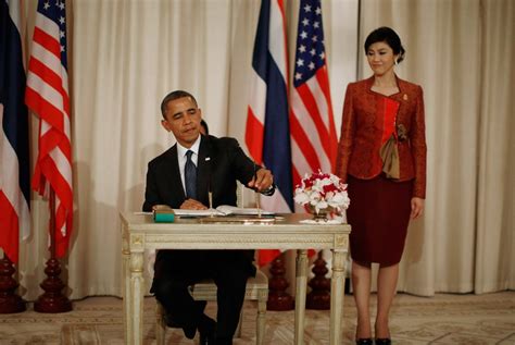 美国总统缅甸行 英拉媚惑奥巴马[组图] - 一个人的精彩359的博客