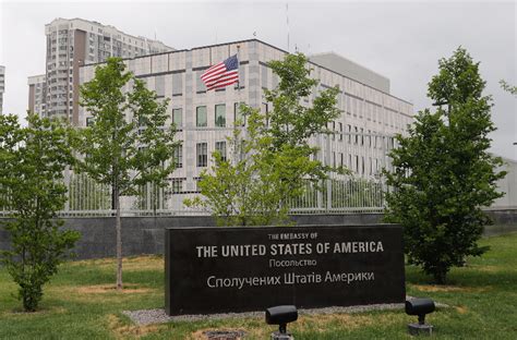 美媒：美国关闭驻乌克兰大使馆 正在销毁文件凤凰网北美_凤凰网