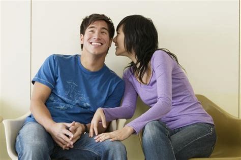 婚恋心理：5大聊天技巧把男人撩到手(图)|婚恋|心理|聊天_新浪星座_新浪网