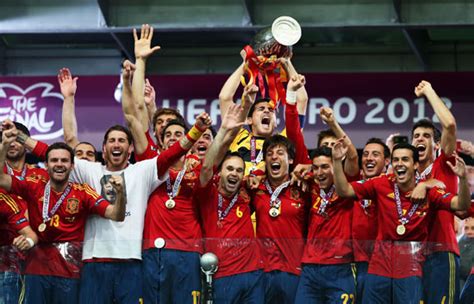 在欧洲杯半决赛历史上，莫拉塔仅是第二位为西班牙破门的前锋_PP视频体育频道
