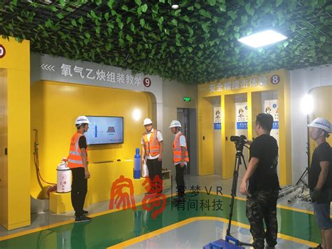 【热点】济南这家工地有了VR安全教育体验馆-济南宏钜安防设备有限公司