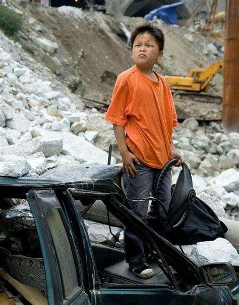 地震小英雄林浩这八年：曾被批成名后不务学业|林浩|留守儿童_新浪新闻