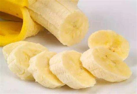 一文读懂：香蕉的营养成分和功效，吃香蕉需注意些啥|香蕉|营养成分|功效_新浪新闻