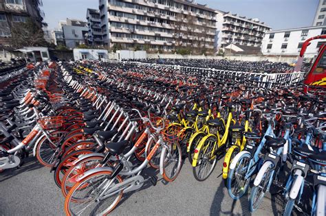 4500辆共享单车被扣停车场 单车运营与城市管理矛盾爆发_新浪财经_新浪网
