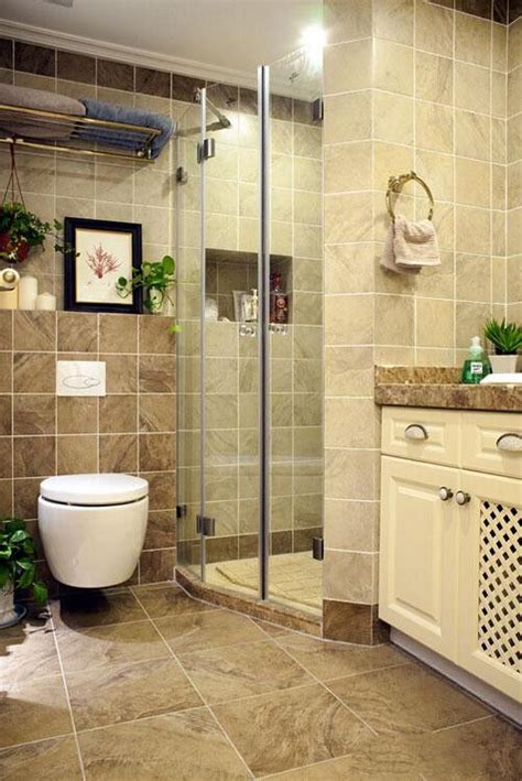 卫生间淋浴房别傻傻贴瓷砖了，如今潮流做拉槽，效果好很多倍 - 房天下装修知识