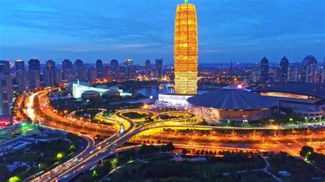 2024郑州国际会展中心游玩攻略,特别是大玉米和如意湖的相伴...【去哪儿攻略】