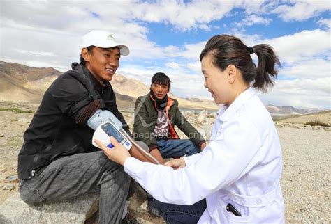 西藏这十年：资源下沉，群众健康获得感成色更足_四川在线