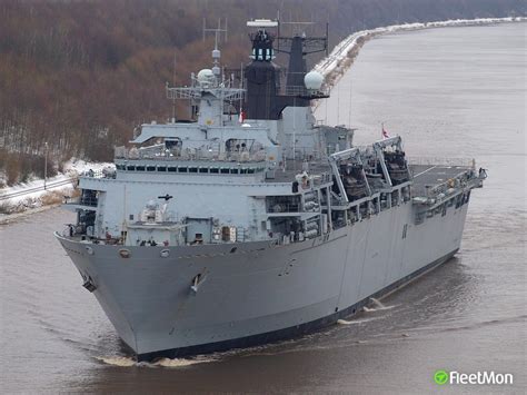 HMS Bulwark to return from deployment | Royal Navy