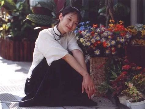 2009年，上海女研究生杨元元在宿舍自缢，真相曝光：母亲害了她_望瑞玲_女儿_武汉